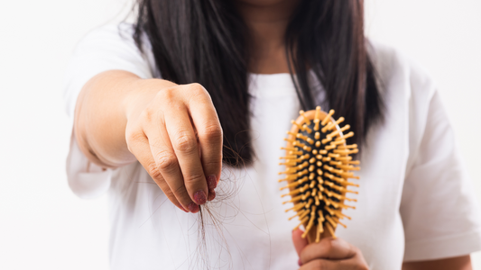 Embarrassed? Discreet Hair Loss Medication Delivery Can Help